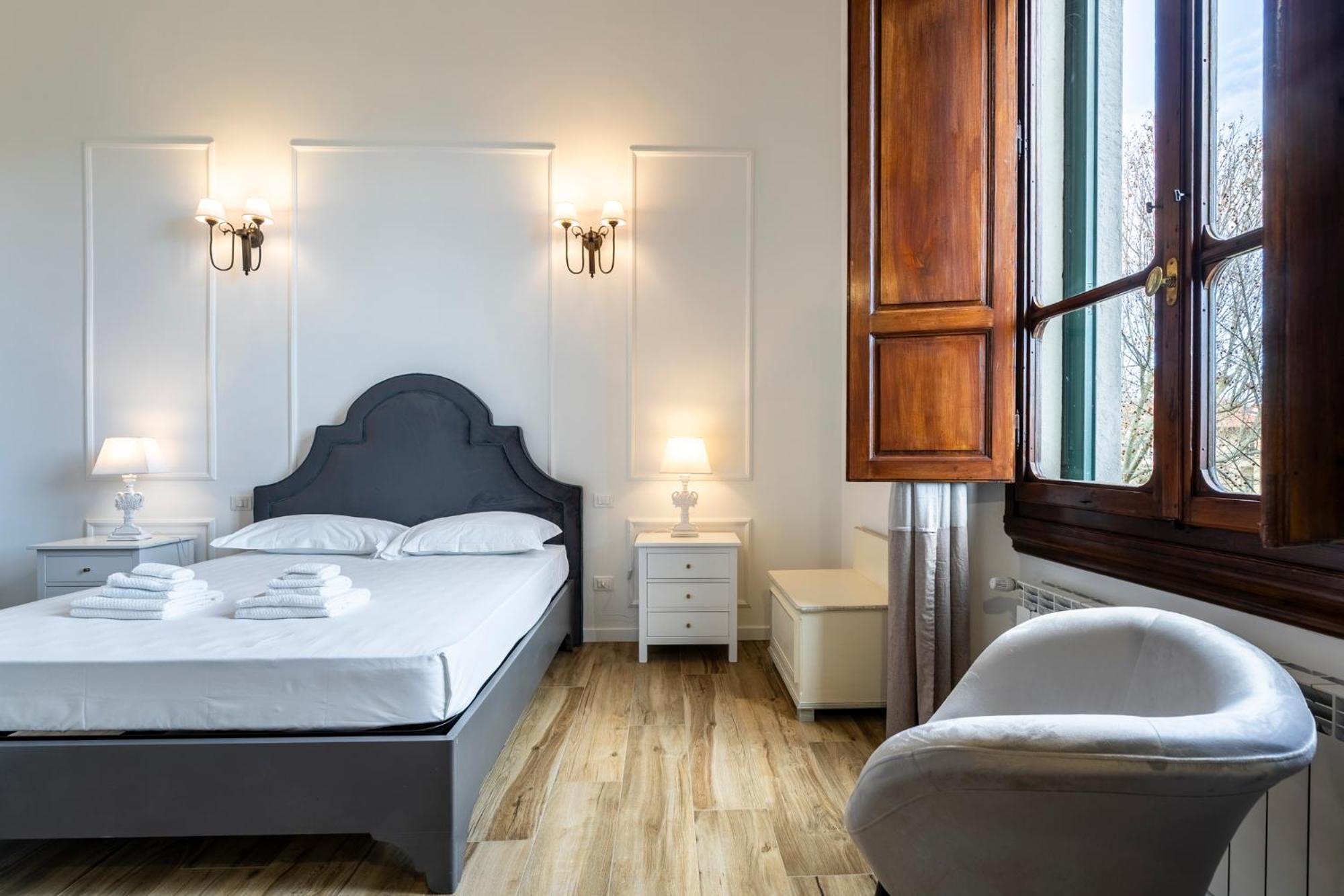 Residenza Signorile Nel Cuore Di Apartamento *